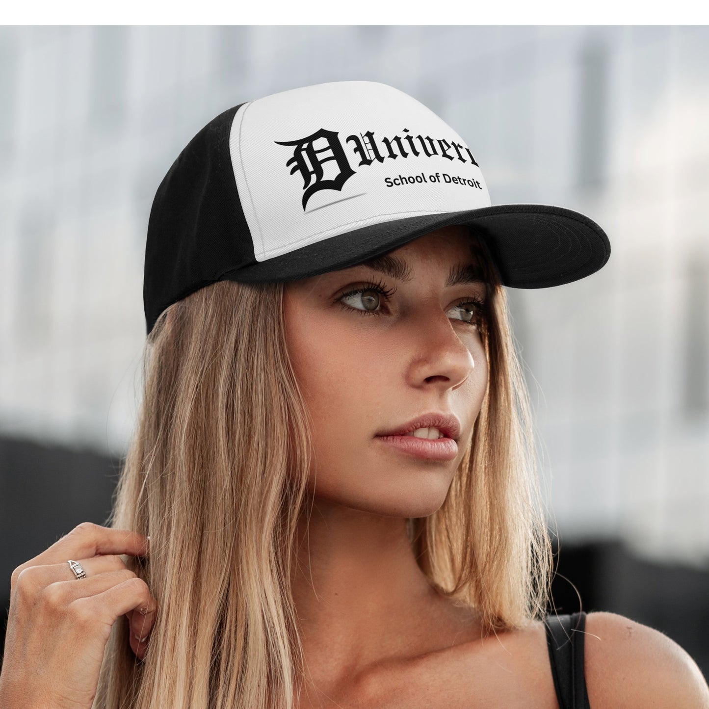 DU Front White/Black Casual Baseball Caps