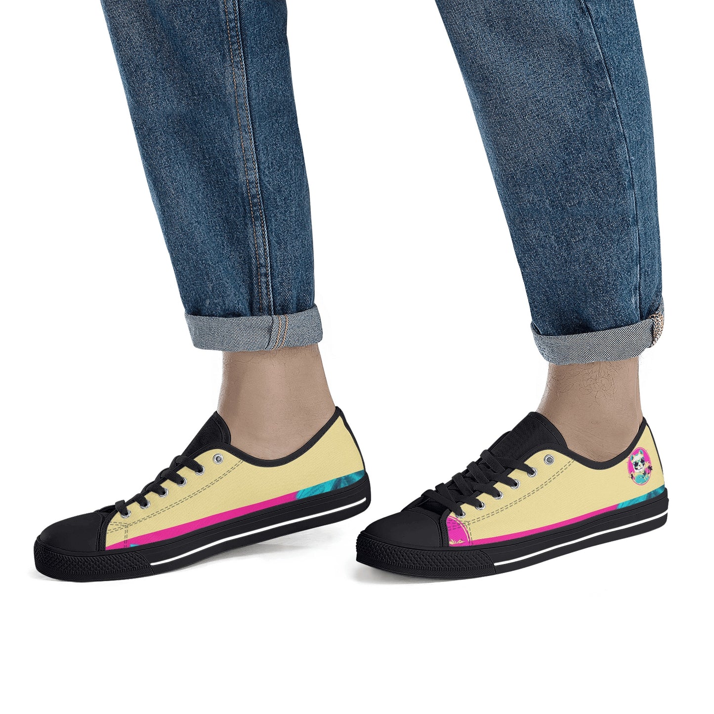 'Tan Panda Pull ups' Men's Low Top Canvas Shoes